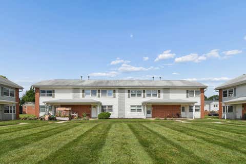 Tiny photo for 156 Buckeye Circle, Columbus, OH 43217 (MLS # 226029470)