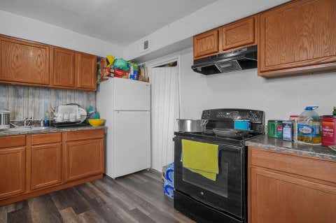 Tiny photo for 156 Buckeye Circle, Columbus, OH 43217 (MLS # 226029470)