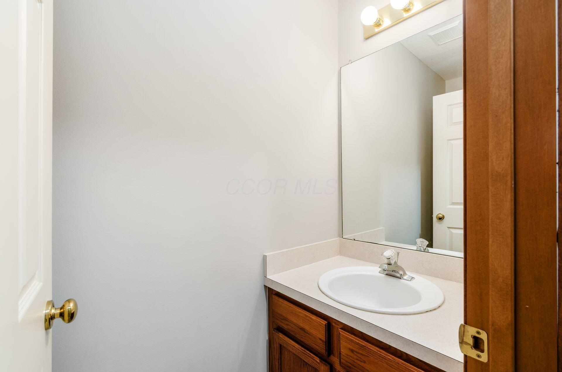 6710 Bethany Drive, Westerville, Ohio image 10