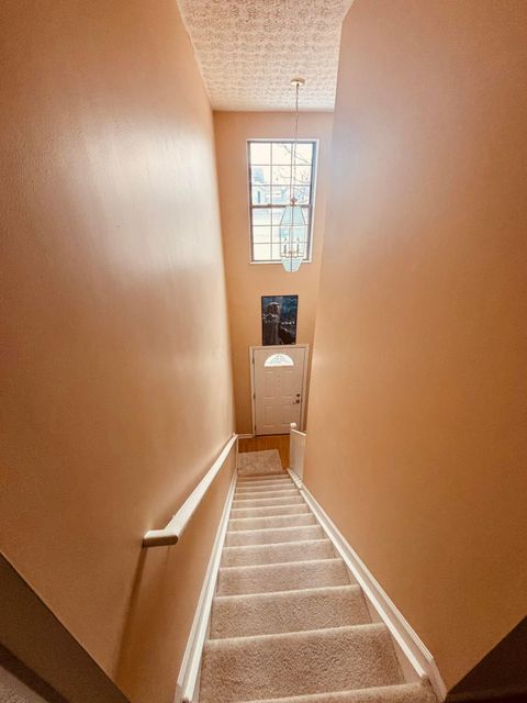 Tiny photo for 2967 Brookmont Court, Hilliard, OH 43026 (MLS # 225045381)