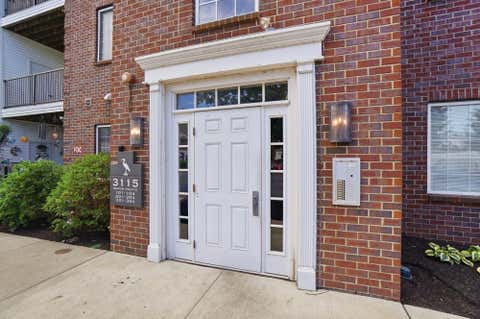 Photo of 3115 Heron Pointe 204 #204, Columbus, OH 43231 (MLS # 226021939)