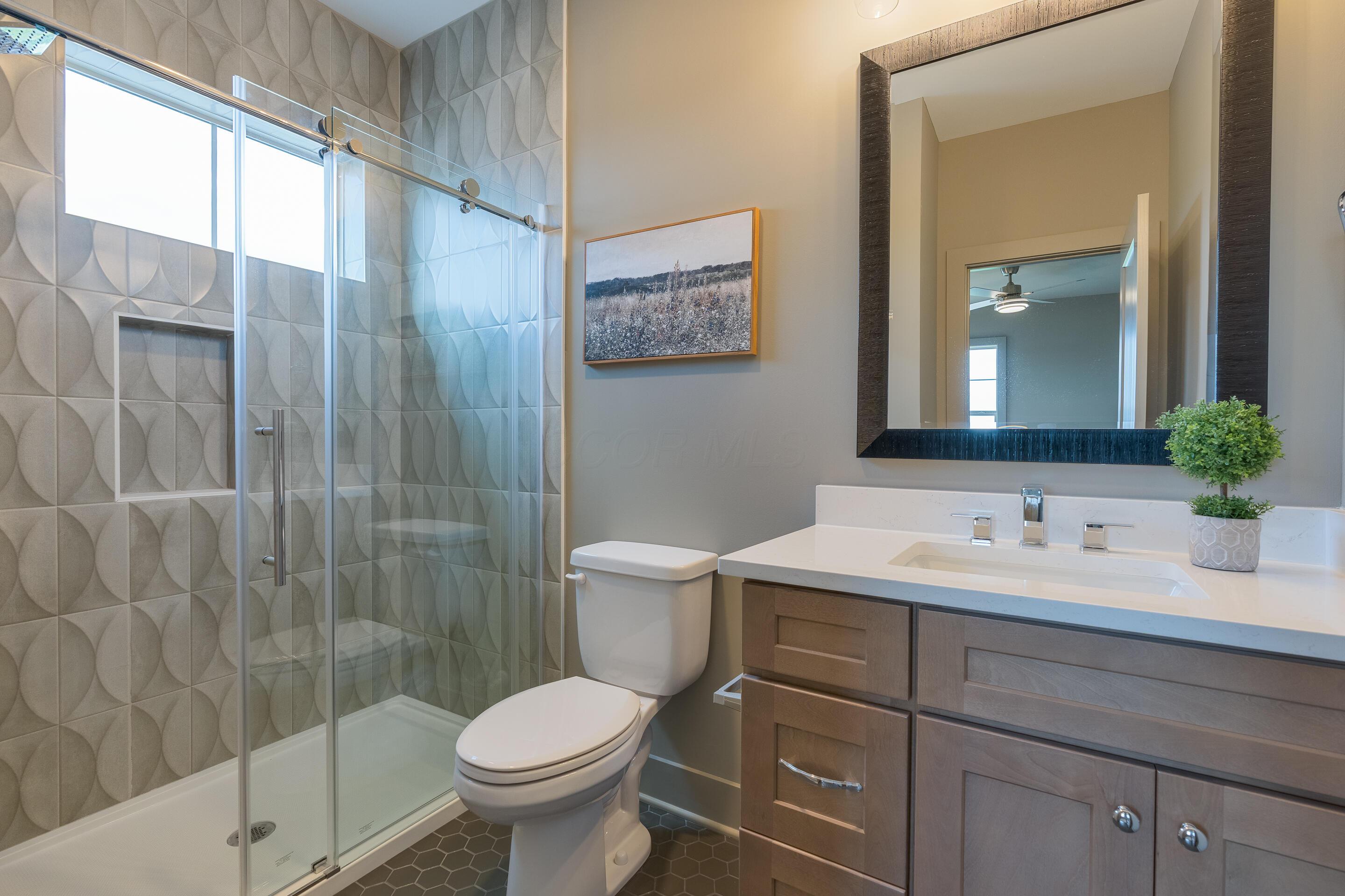 8101 Oaktree Drive, Dublin, Ohio image 30