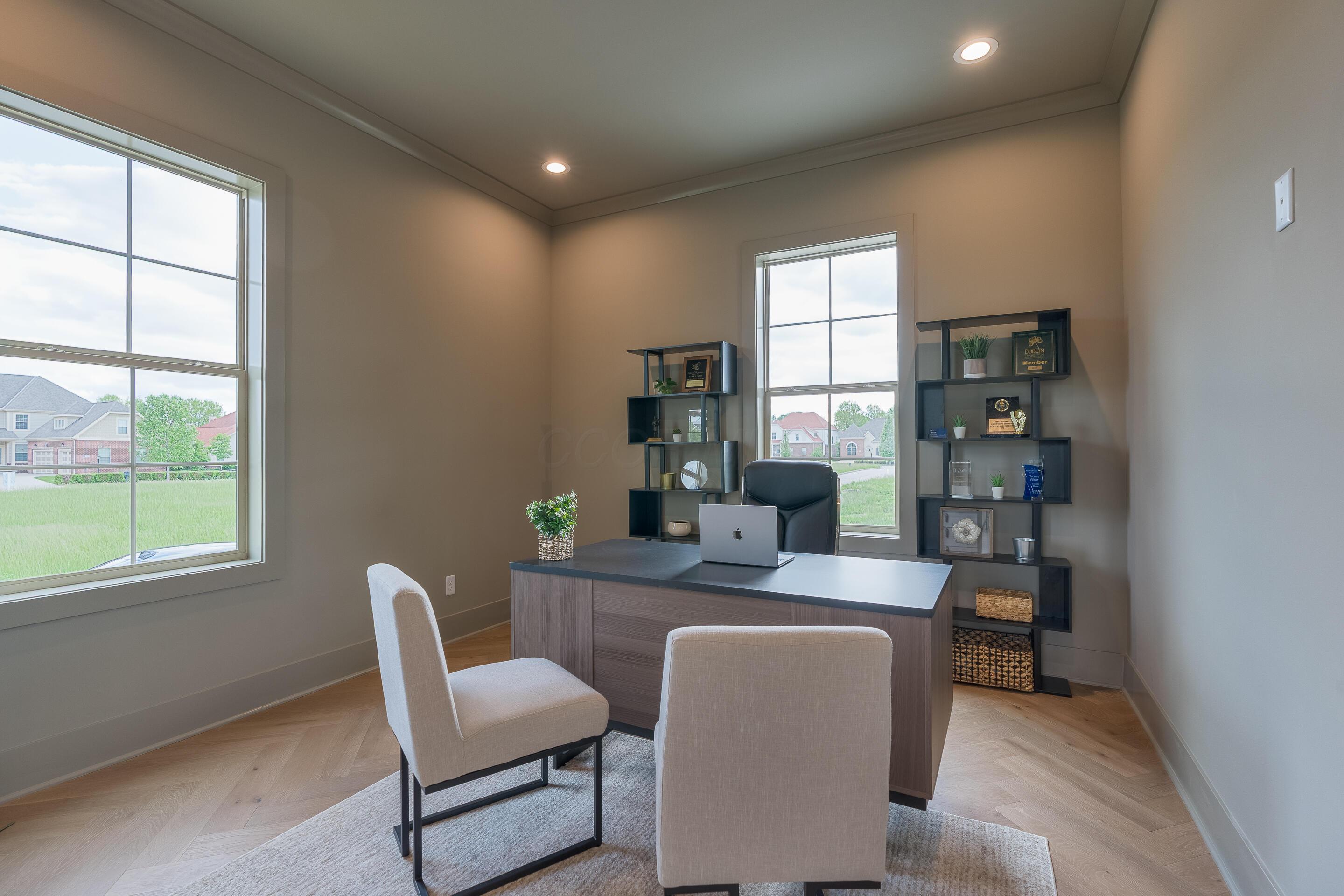 8101 Oaktree Drive, Dublin, Ohio image 18