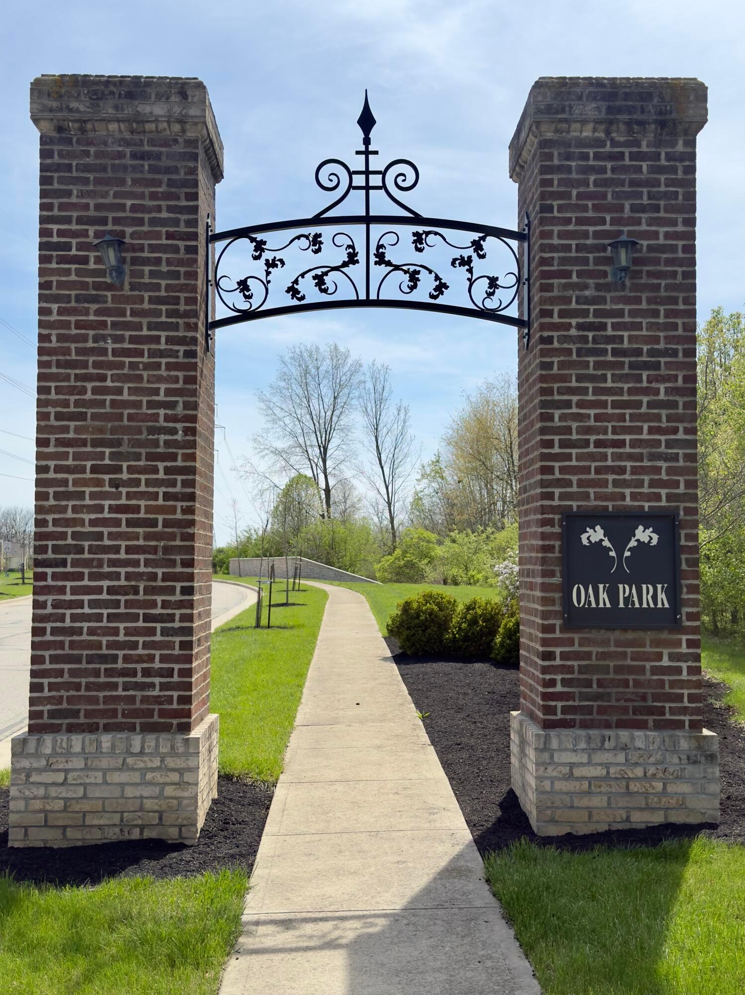 8101 Oaktree Drive, Dublin, Ohio image 42