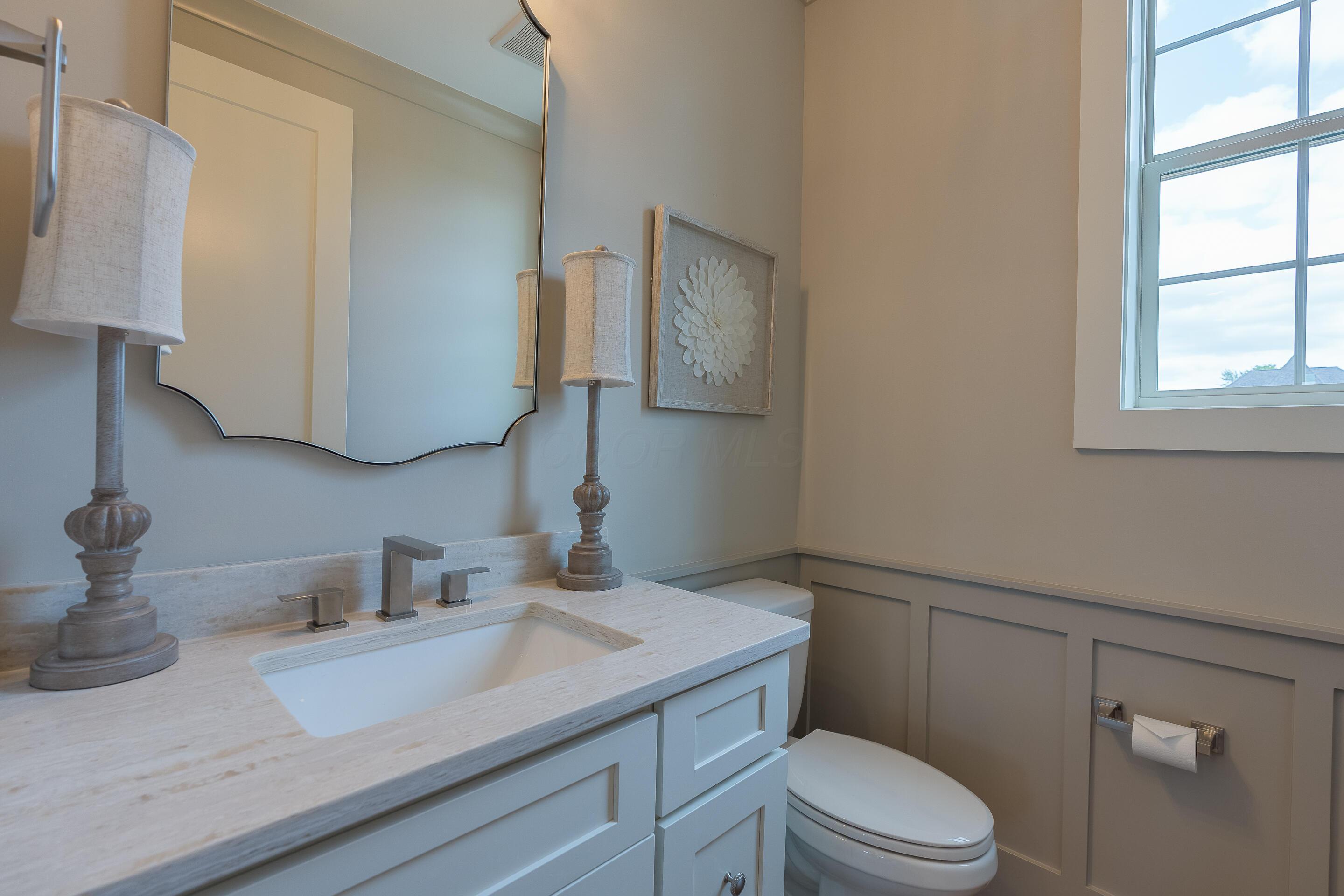 8101 Oaktree Drive, Dublin, Ohio image 17