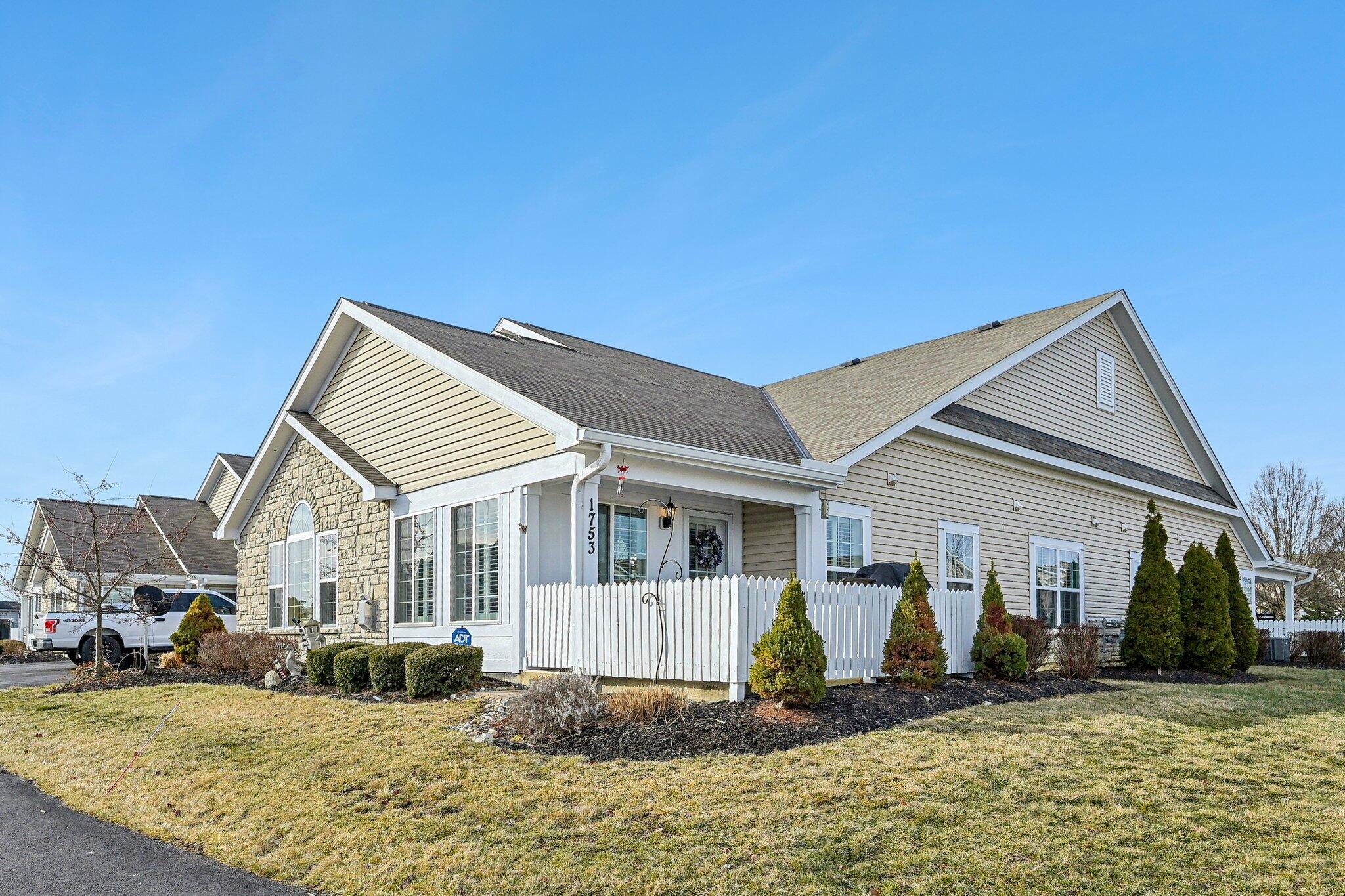 1753 Chestnut Farms Loop, Grove City, Ohio image 48