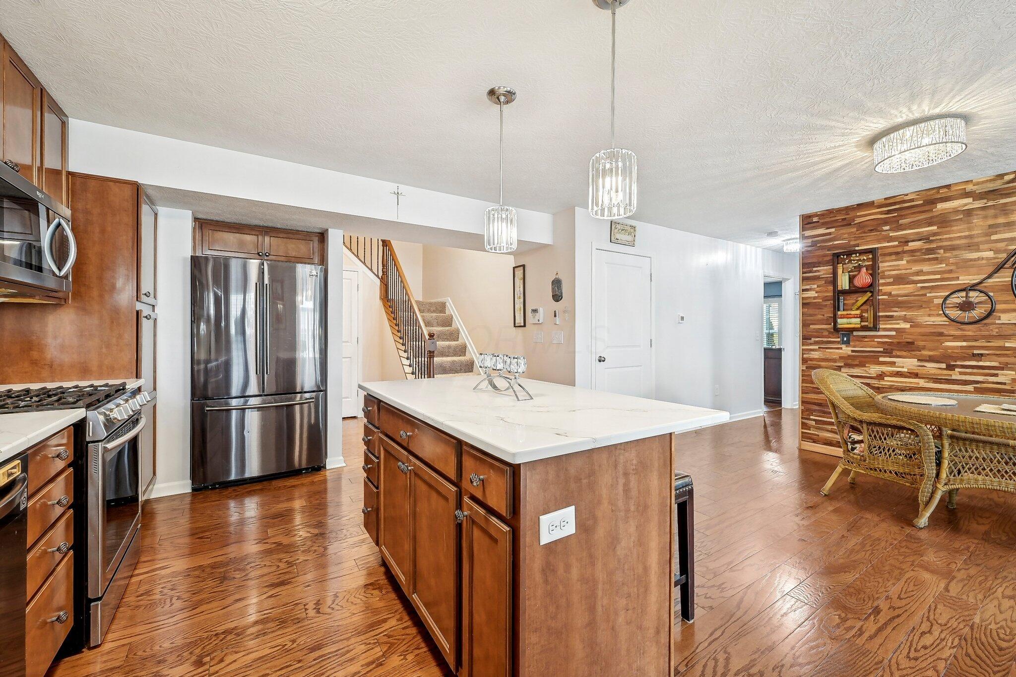 1753 Chestnut Farms Loop, Grove City, Ohio image 19