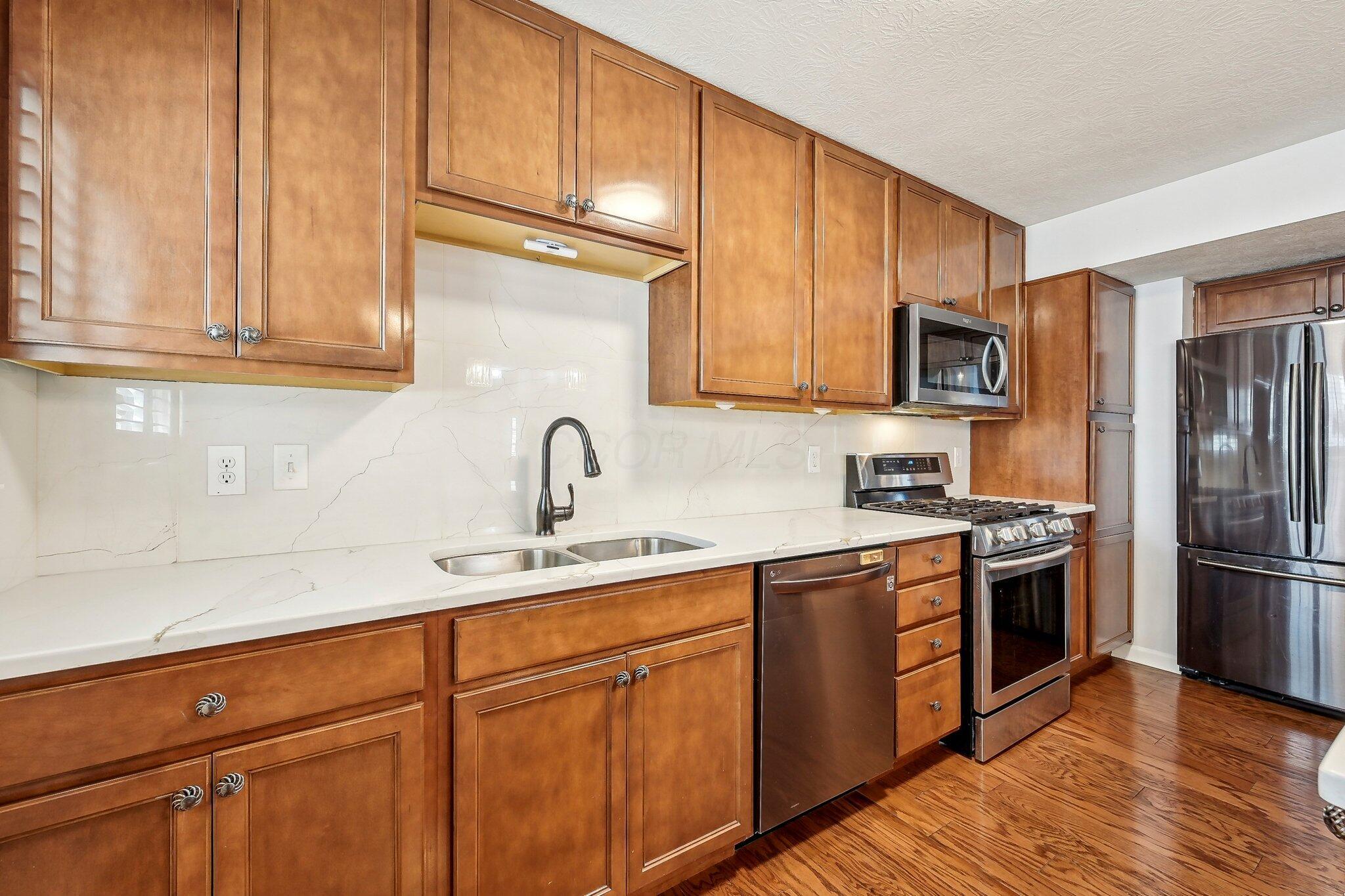 1753 Chestnut Farms Loop, Grove City, Ohio image 22