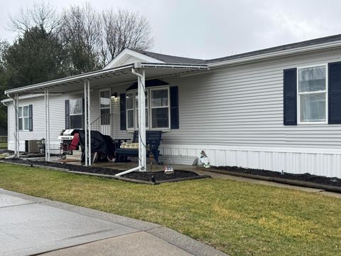 Tiny photo for 208 Rosie Avenue, Pataskala, OH 43062 (MLS # 226005988)