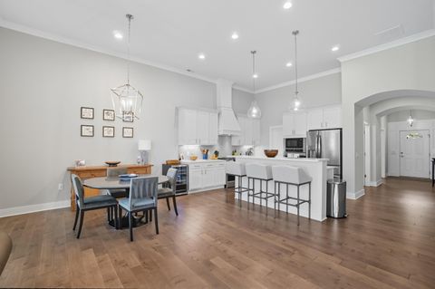 Tiny photo for 1622 Linkhorn Drive, Grove City, OH 43123 (MLS # 226003505)