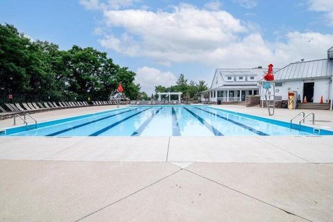 Tiny photo for 1622 Linkhorn Drive, Grove City, OH 43123 (MLS # 226003505)