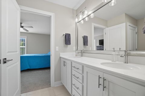 Tiny photo for 1622 Linkhorn Drive, Grove City, OH 43123 (MLS # 226003505)