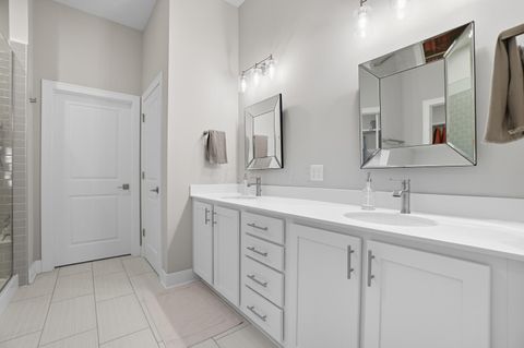 Tiny photo for 1622 Linkhorn Drive, Grove City, OH 43123 (MLS # 226003505)