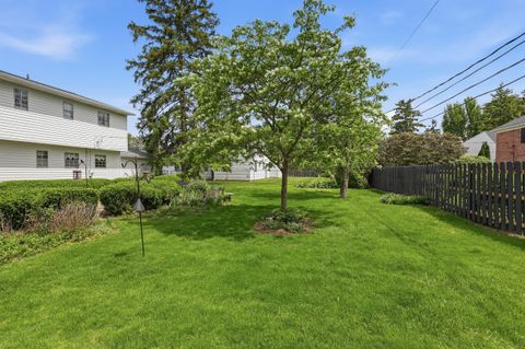 Tiny photo for 2245 Lane Road, Columbus, OH 43220 (MLS # 226014212)