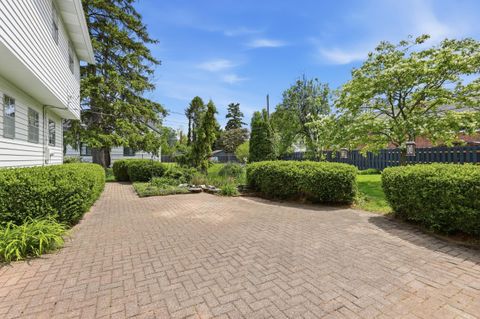 Tiny photo for 2245 Lane Road, Columbus, OH 43220 (MLS # 226014212)