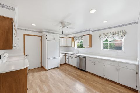 Tiny photo for 2245 Lane Road, Columbus, OH 43220 (MLS # 226014212)