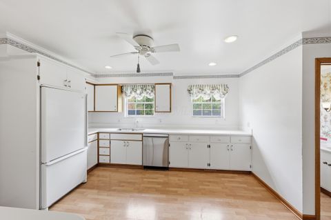 Tiny photo for 2245 Lane Road, Columbus, OH 43220 (MLS # 226014212)