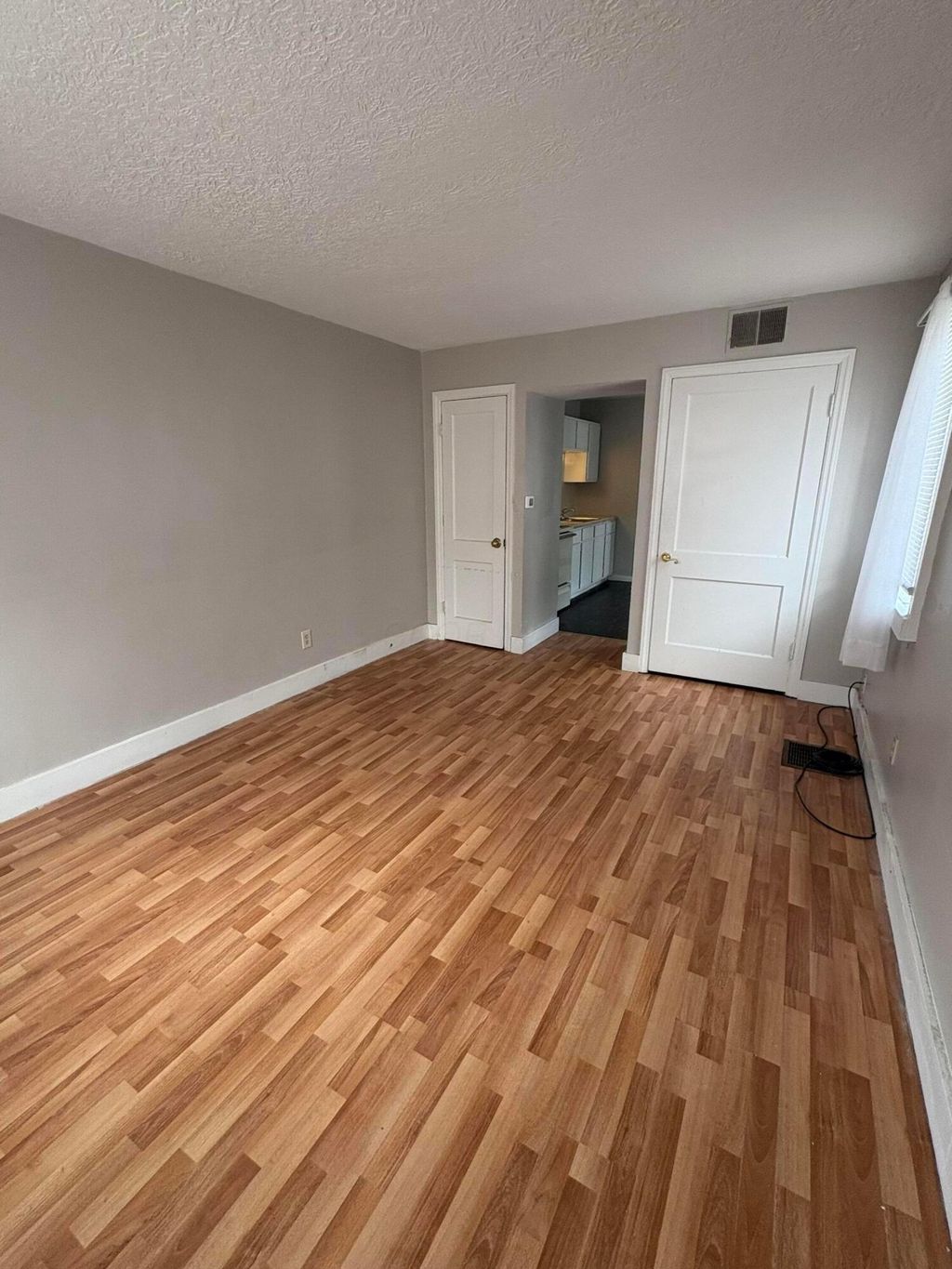 Photo of 1040-1042 Loretta Avenue, Columbus, OH 43211 (MLS # 226017336)