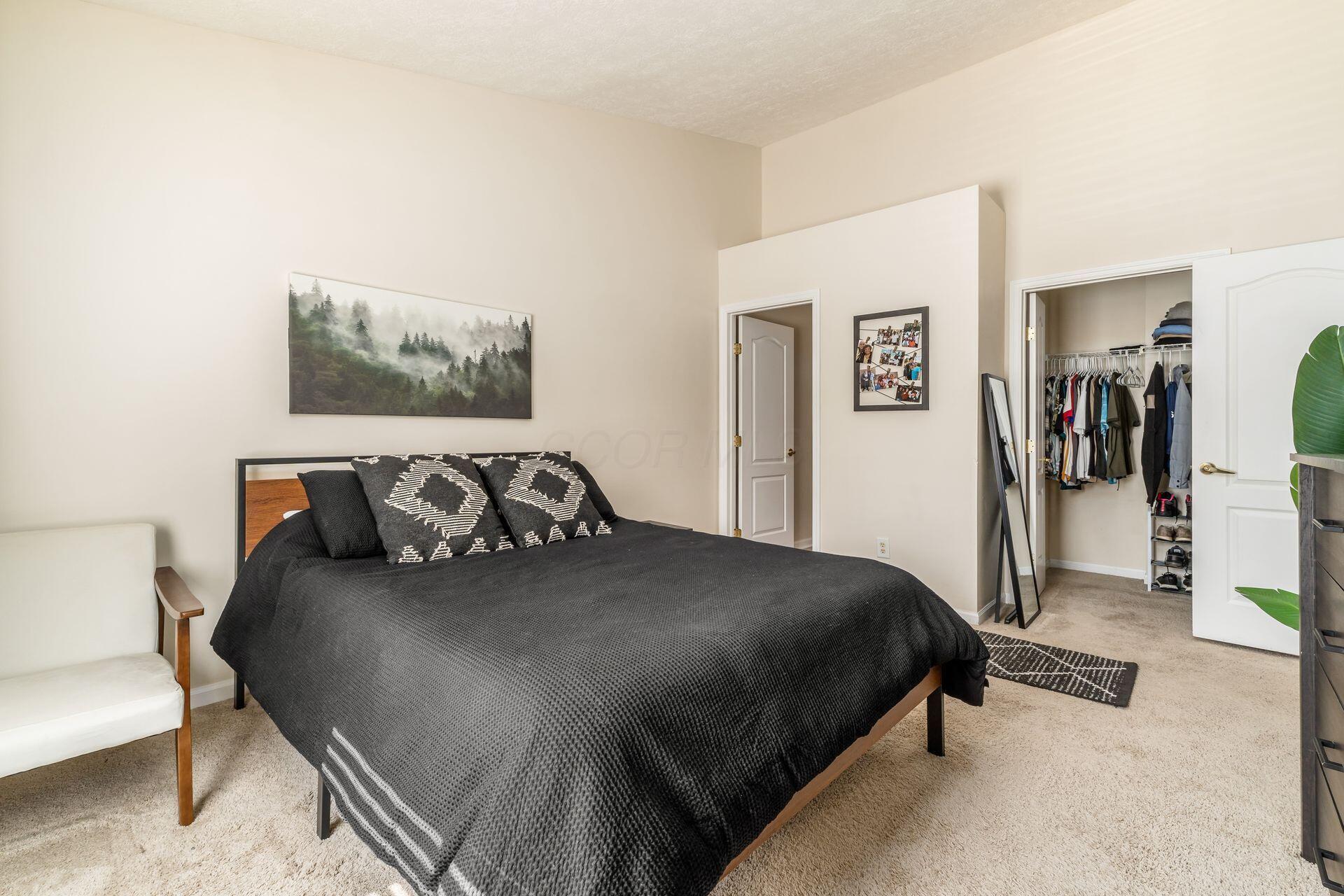 6326 Edgecreek Lane, Columbus, Ohio image 11