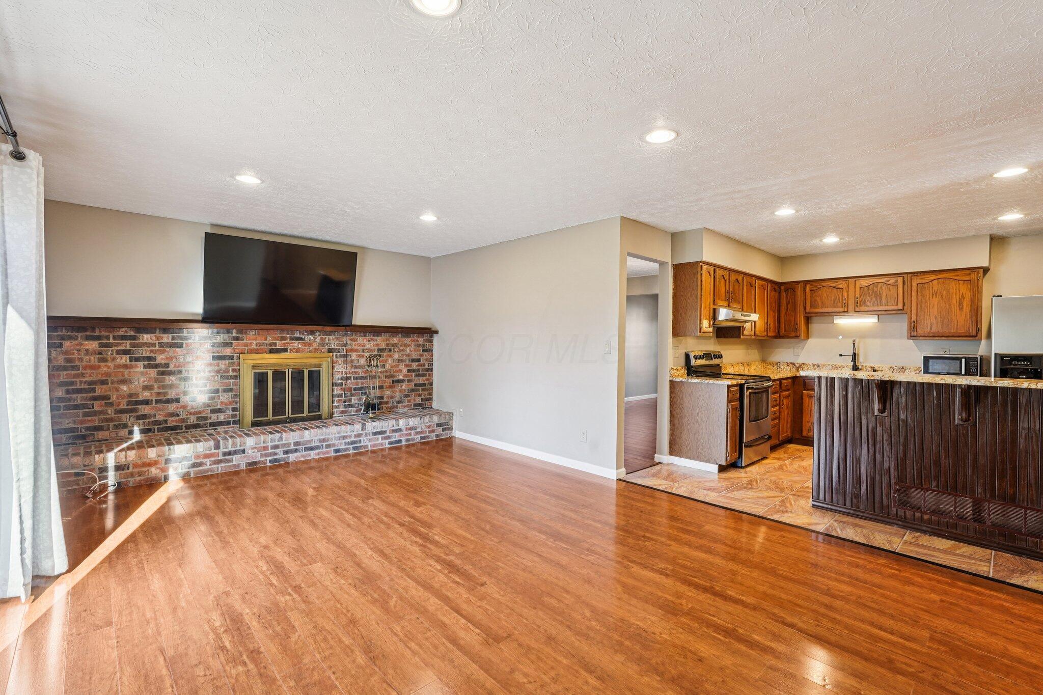 3249 Rothschild Court