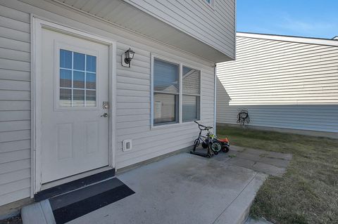 Tiny photo for 404 Assembly Street, Galloway, OH 43119 (MLS # 225042108)