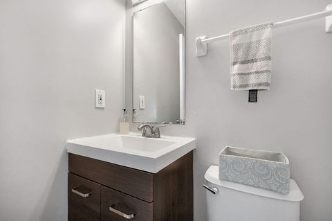 Tiny photo for 404 Assembly Street, Galloway, OH 43119 (MLS # 225042108)