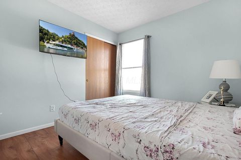 Tiny photo for 404 Assembly Street, Galloway, OH 43119 (MLS # 225042108)