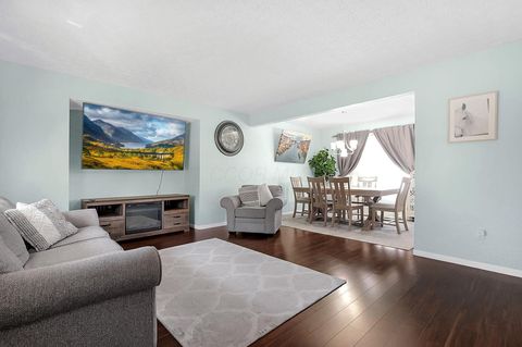 Tiny photo for 404 Assembly Street, Galloway, OH 43119 (MLS # 225042108)