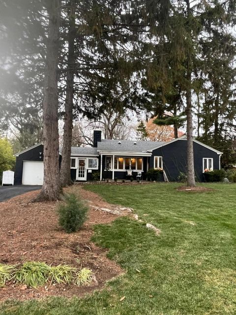 Photo of 3845 Shattuck Avenue, Columbus, OH 43220 (MLS # 225044073)