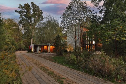 Tiny photo for 415 E South Street, Worthington, OH 43085 (MLS # 225044781)