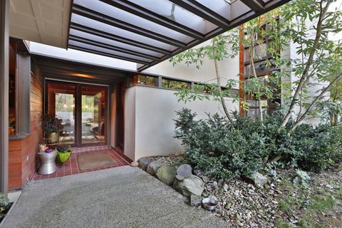 Tiny photo for 415 E South Street, Worthington, OH 43085 (MLS # 225044781)