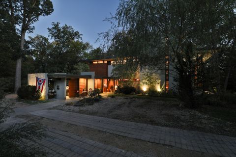 Tiny photo for 415 E South Street, Worthington, OH 43085 (MLS # 225044781)