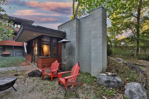 Tiny photo for 415 E South Street, Worthington, OH 43085 (MLS # 225044781)