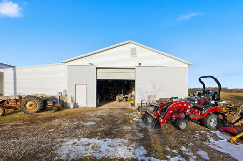 Tiny photo for 10370 Township Rd 57 NE, Roseville, OH 43777 (MLS # 226000851)