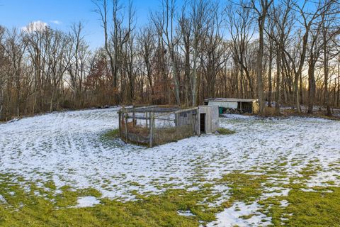 Tiny photo for 10370 Township Rd 57 NE, Roseville, OH 43777 (MLS # 226000851)