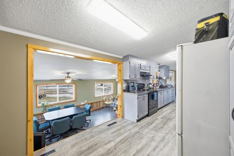 Tiny photo for 10370 Township Rd 57 NE, Roseville, OH 43777 (MLS # 226000851)