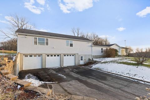 Tiny photo for 10370 Township Rd 57 NE, Roseville, OH 43777 (MLS # 226000851)