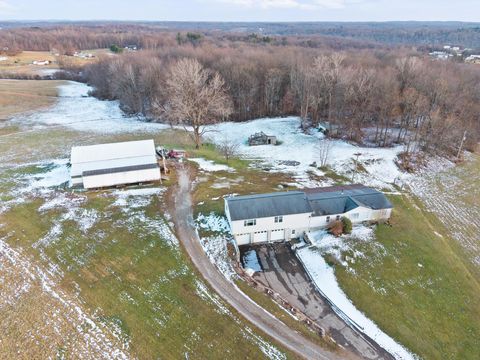 Tiny photo for 10370 Township Rd 57 NE, Roseville, OH 43777 (MLS # 226000851)