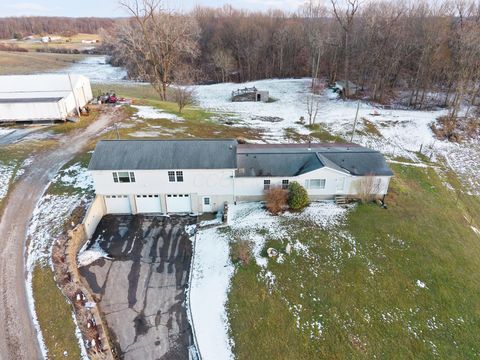 Tiny photo for 10370 Township Rd 57 NE, Roseville, OH 43777 (MLS # 226000851)