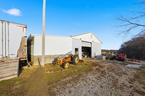 Tiny photo for 10370 Township Rd 57 NE, Roseville, OH 43777 (MLS # 226000851)