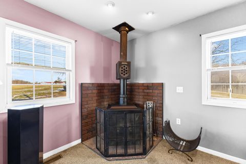 Tiny photo for 10370 Township Rd 57 NE, Roseville, OH 43777 (MLS # 226000851)