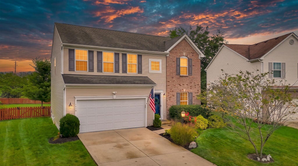 Photo of 1416 Galway Bend N, Pataskala, OH 43062 (MLS # 226035974)