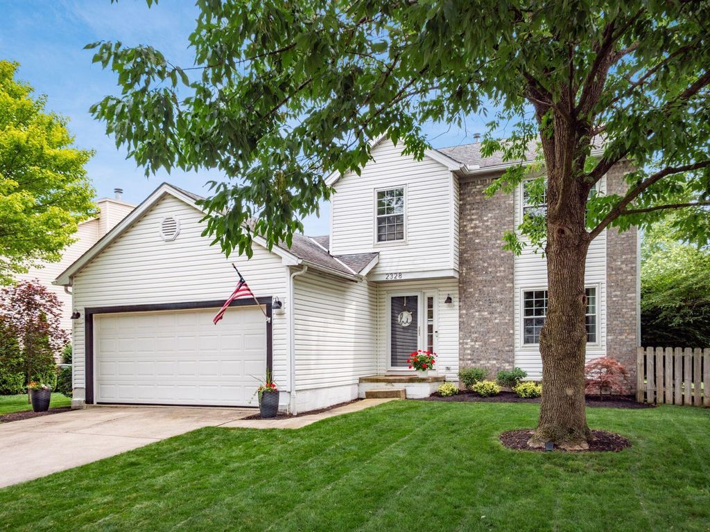Photo of 2328 Highlandtown Drive, Hilliard, OH 43026 (MLS # 226023111)