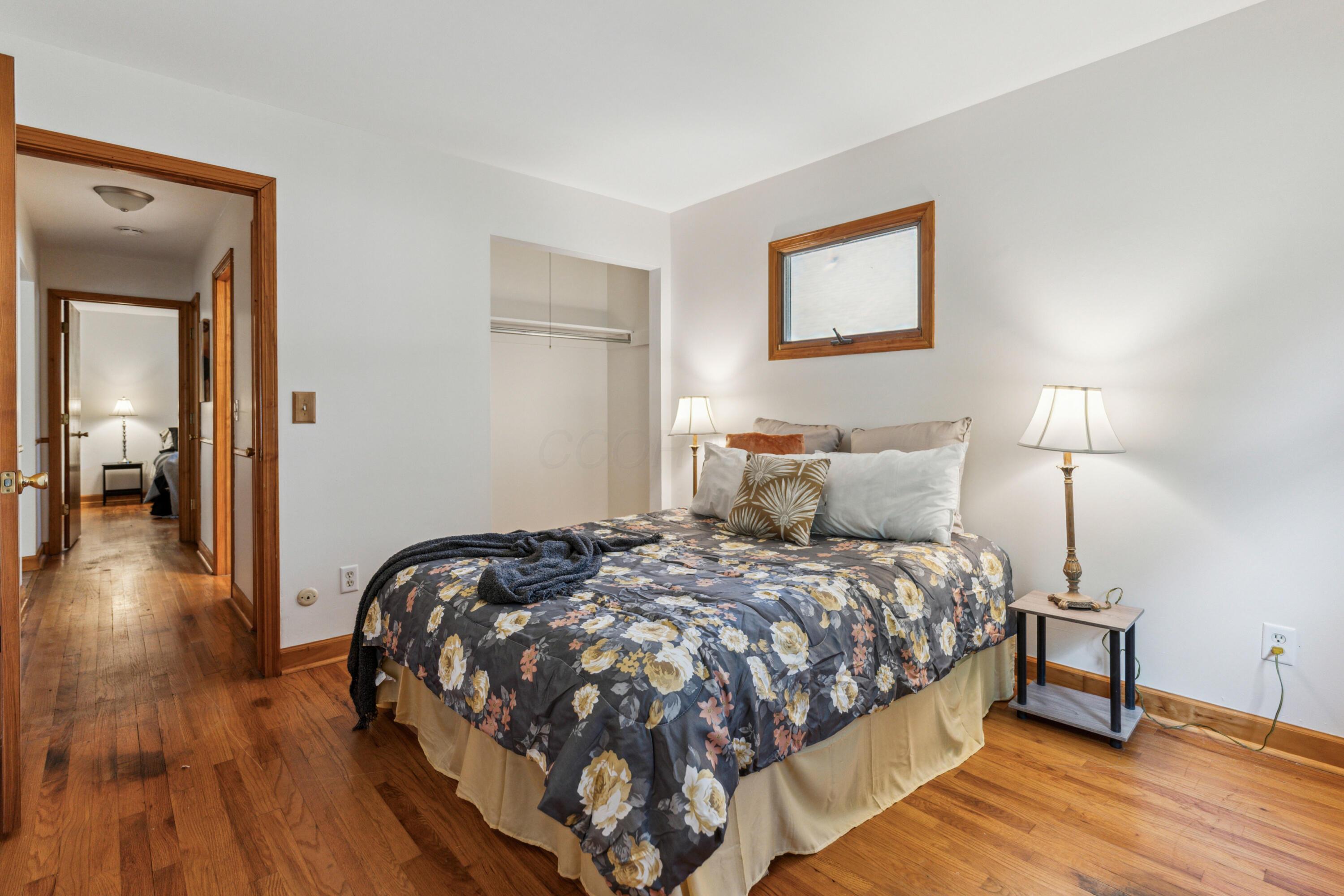 Columbus, Ohio 43214, United States, 2 Bedrooms Bedrooms, ,1 BathroomBathrooms,Residential,Active,143742