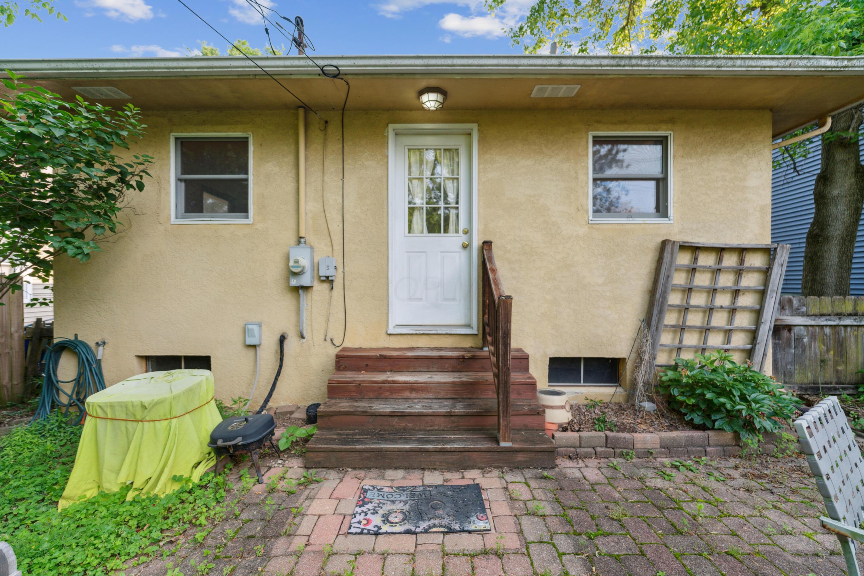 Columbus, Ohio 43214, United States, 2 Bedrooms Bedrooms, ,1 BathroomBathrooms,Residential,Active,143742