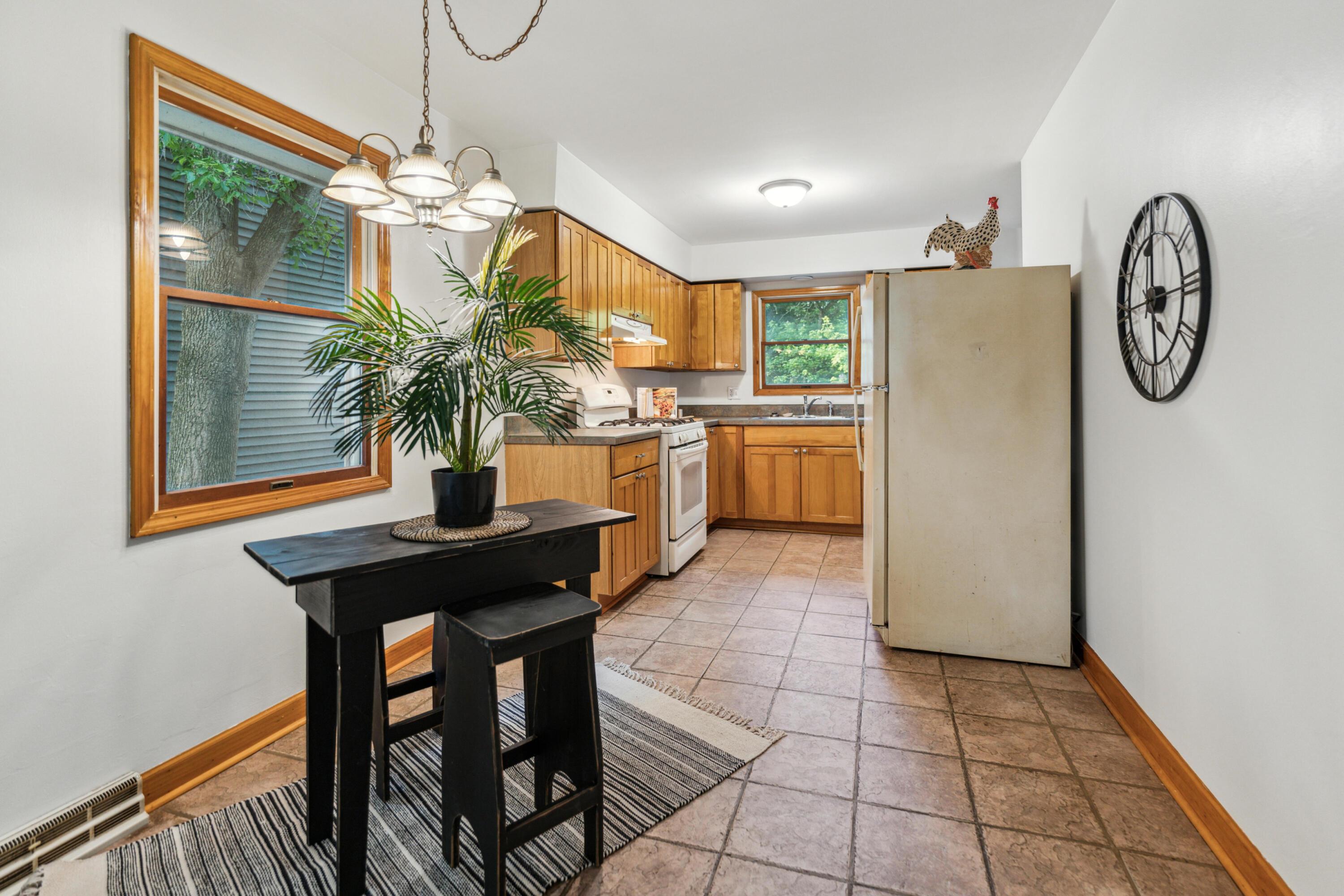 Columbus, Ohio 43214, United States, 2 Bedrooms Bedrooms, ,1 BathroomBathrooms,Residential,Active,143742