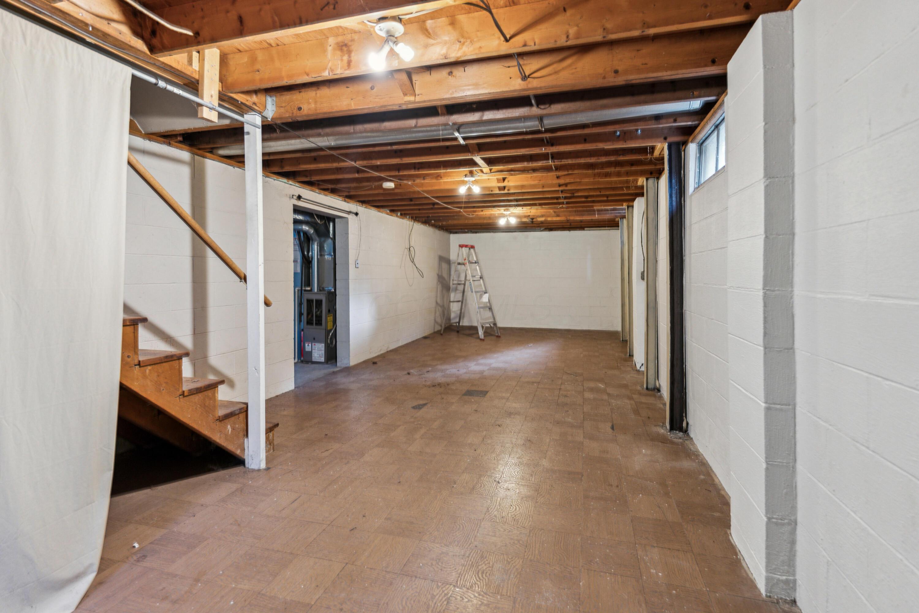 Columbus, Ohio 43214, United States, 2 Bedrooms Bedrooms, ,1 BathroomBathrooms,Residential,Active,143742