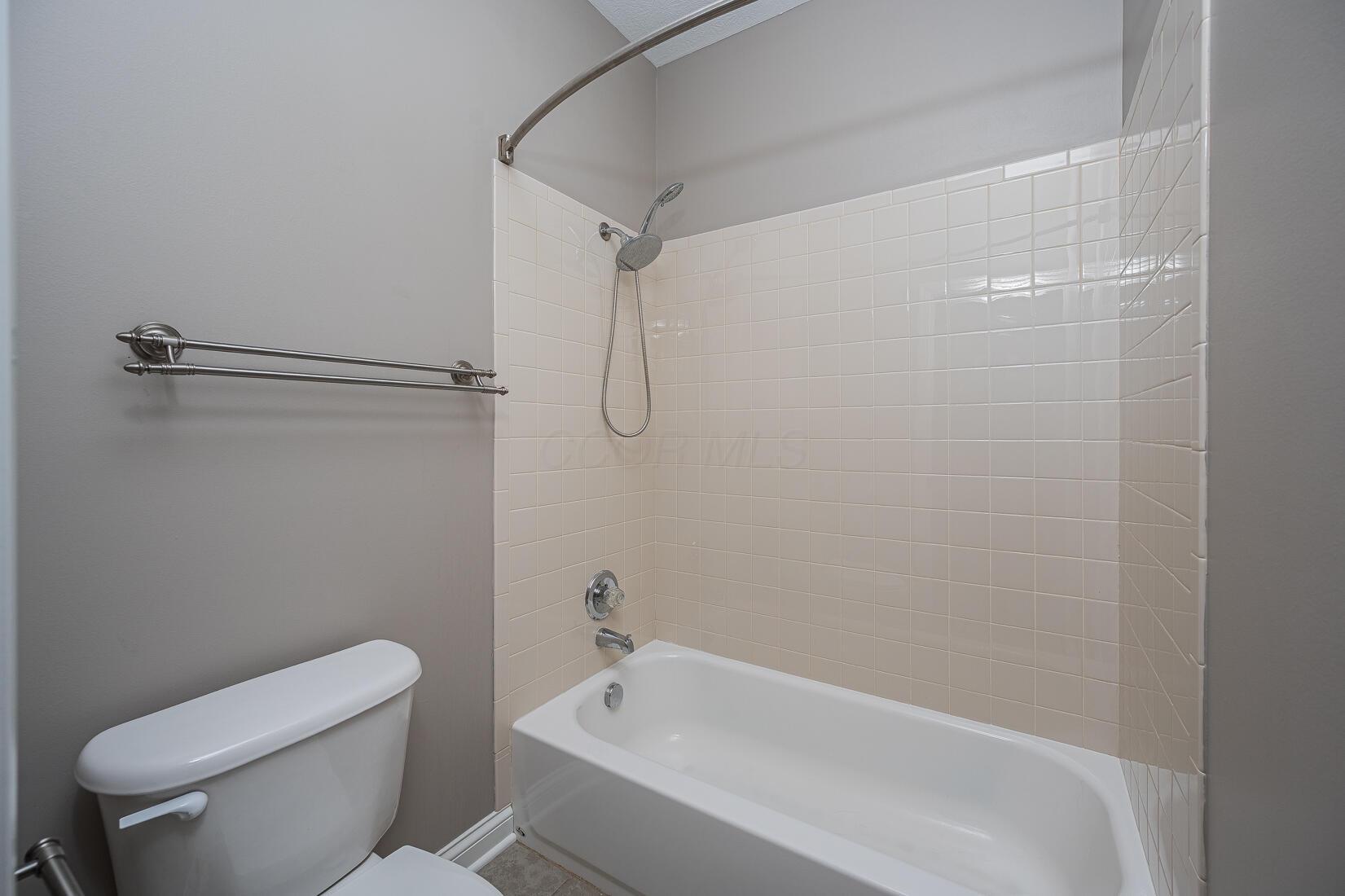 7460 Harness Way, Delaware, Ohio image 26