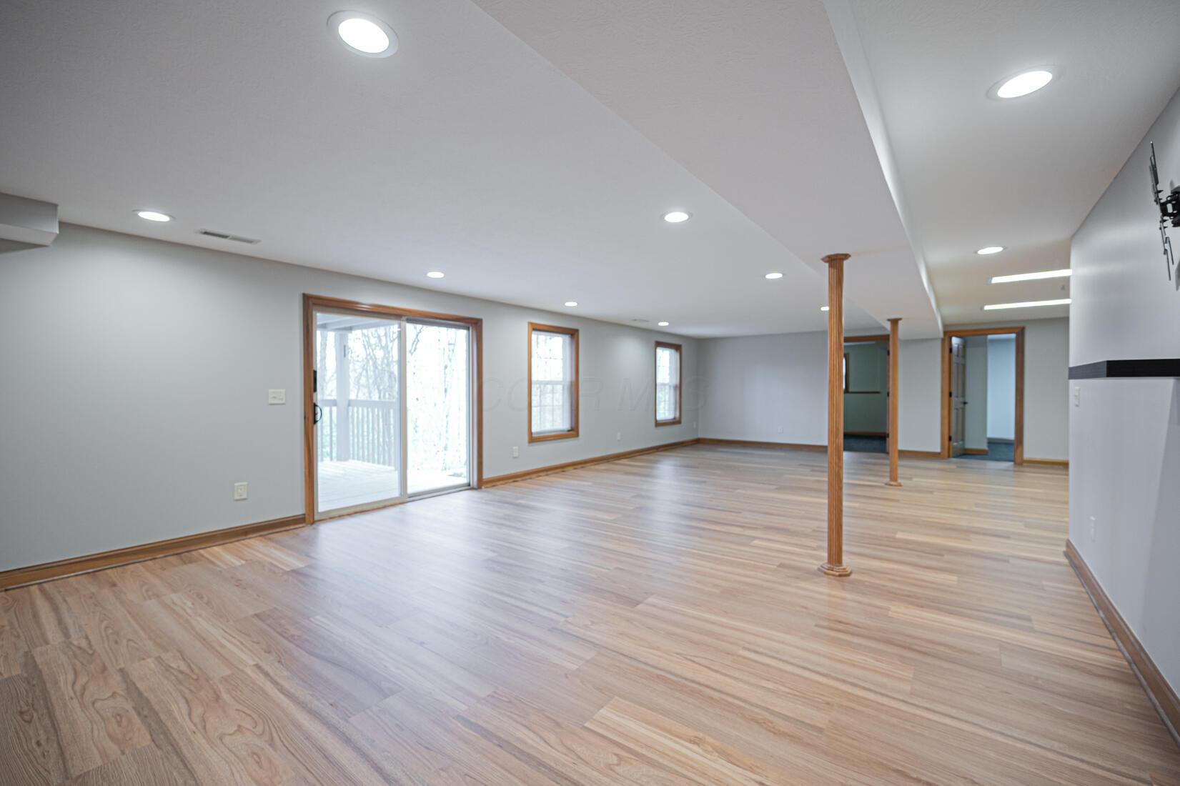 7460 Harness Way, Delaware, Ohio image 33