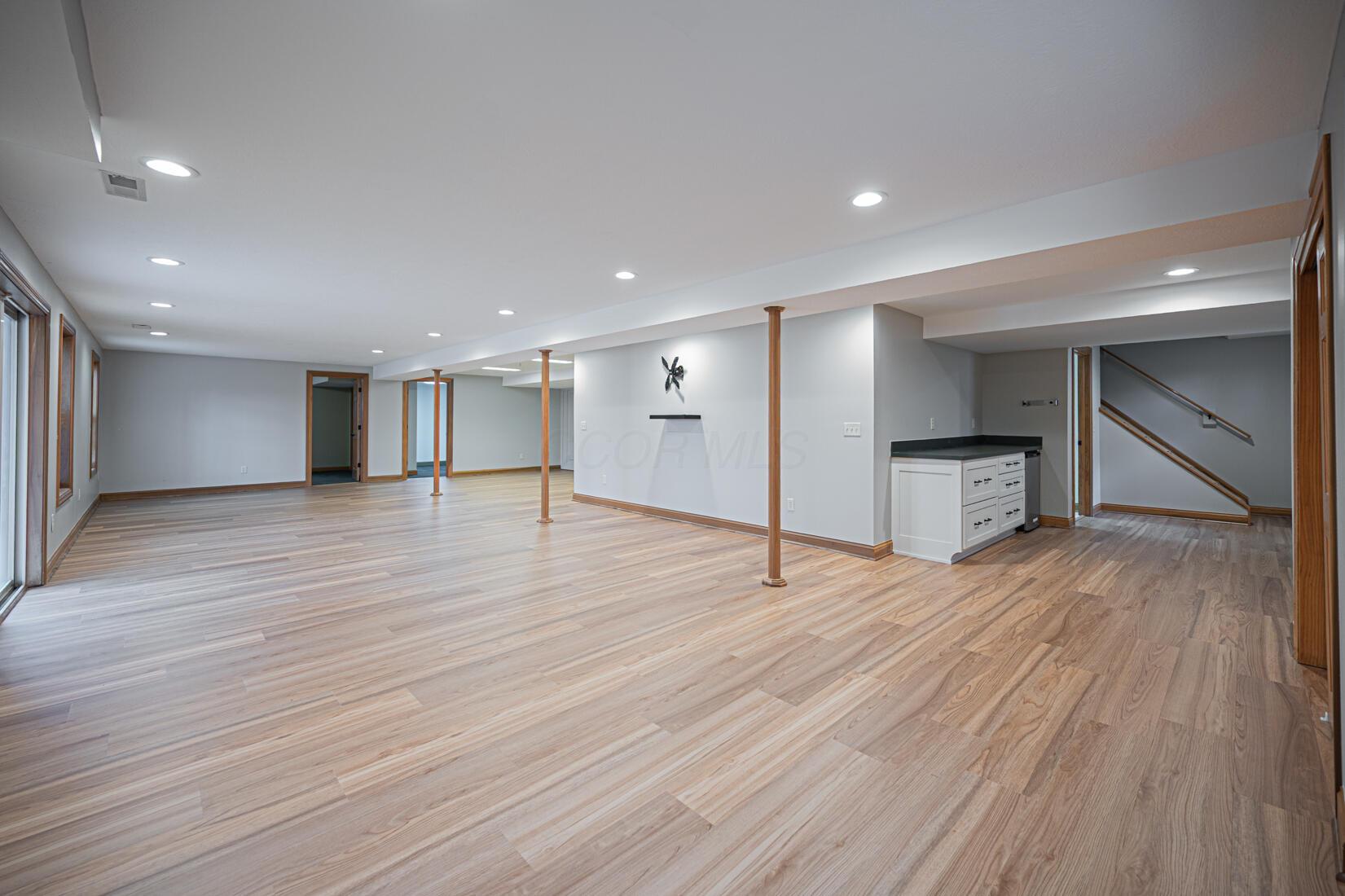 7460 Harness Way, Delaware, Ohio image 32